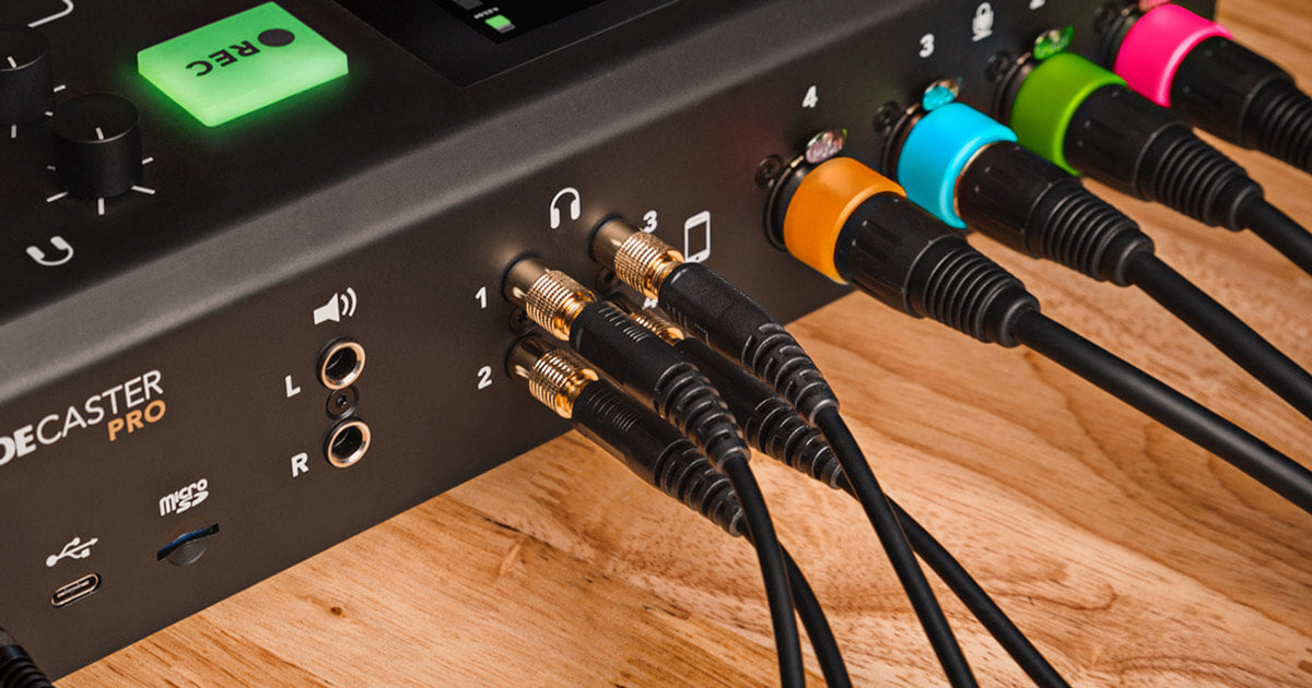 Rode HJA-4 pack of four 3.5mm to quarter-inch headphone adaptors