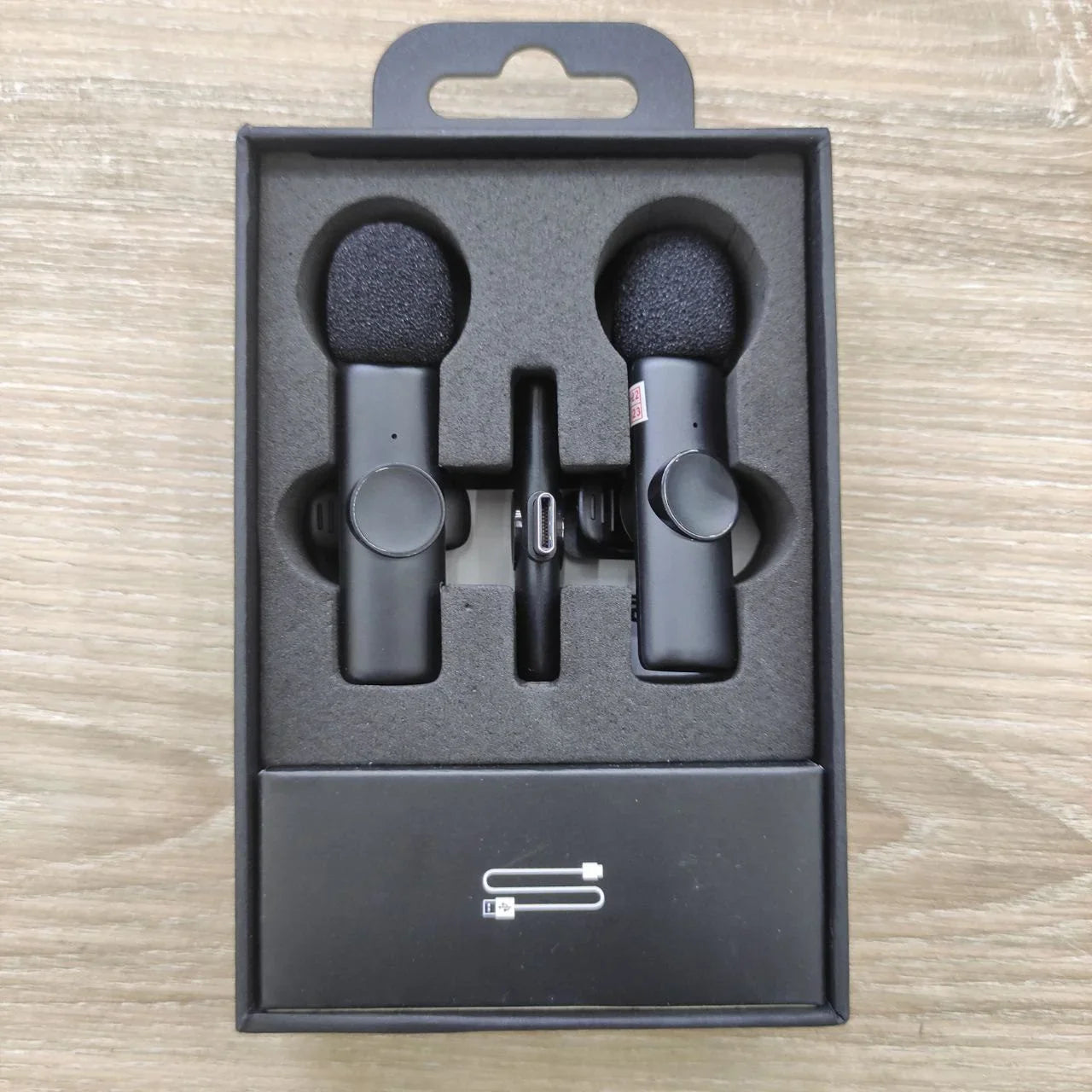 K11 2 IN 1 Collar Wireless Microphone IN PAKISTAN Iphone/Android & Type C Supported